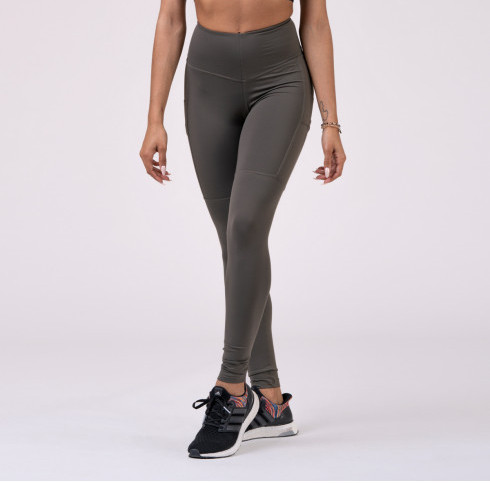 Extra high waisted compressive yoga leggings with side pockets