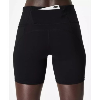 High rise gym shorts with side pockets and back waistband pockets