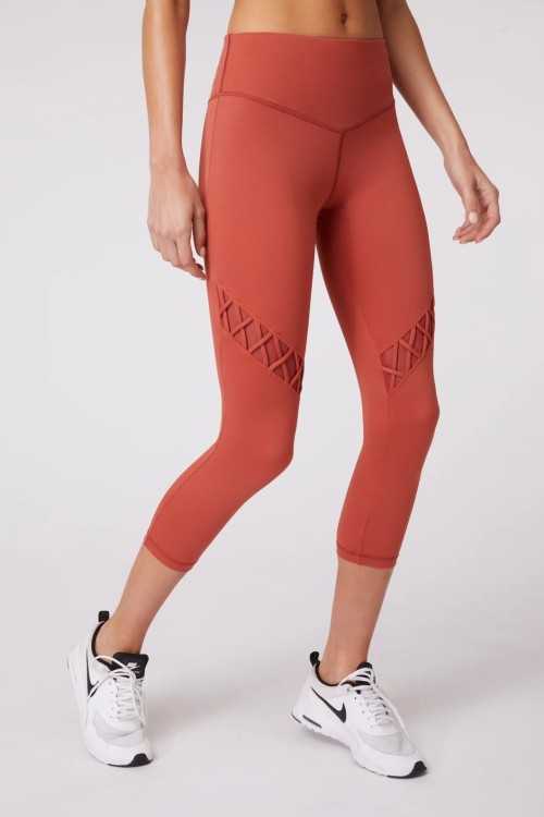 ultra high rise butt lifting 3/4 fitness tights with bandage