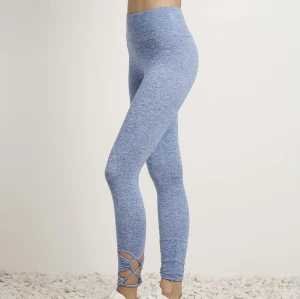 Wholesale women's high waisted solid color fitness tights athleisure lifestyle yoga leggings