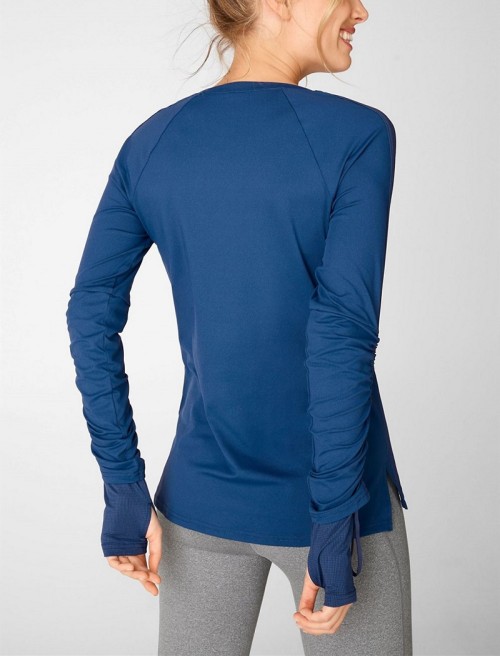 Slim fit long sleeve yoga tops with thumb holes trendy gym shirts