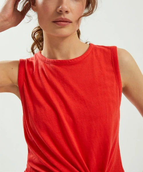 Custom cotton athleisure knot tank top for women hollow back singlets