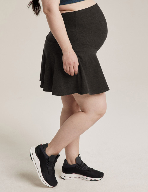 For Pregnant Women: Stylish and Comfortable Exercise Skirts