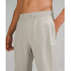 Men's jogging pants designed for training with abrasion-resistant fabrics