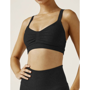 Women's sports bra comes with a strong mesh lining that provides above medium support and is uniquely designed to fit a variety of body types