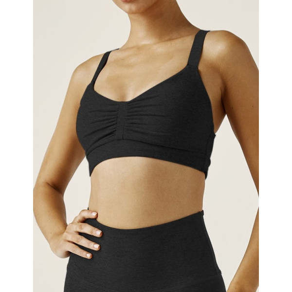 Women's sports bra comes with a strong mesh lining that provides above medium support and is uniquely designed to fit a variety of body types
