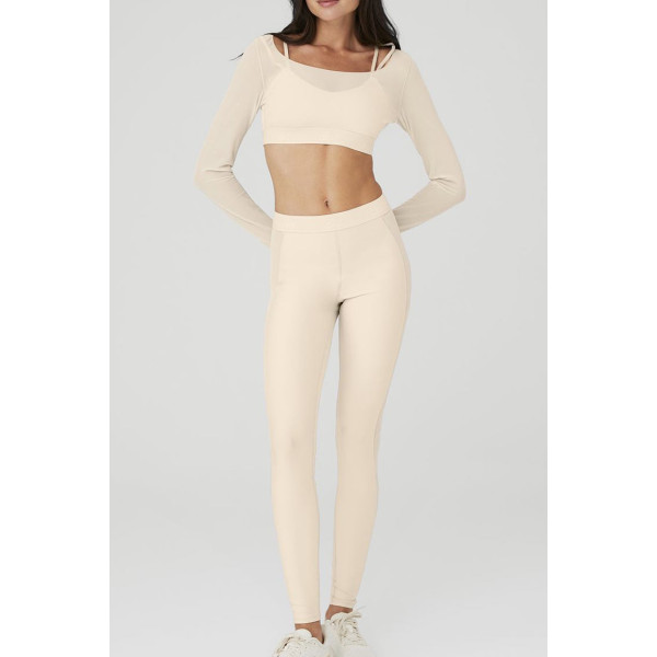 Women's yoga clothing set is made of comfortable fabric, unique design, fashionable and simple