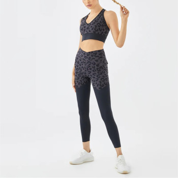 Custom deep v leopard sports bra racerback medium-high impact yoga bra