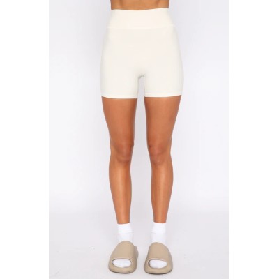 Custom high waisted no front seam yoga shorts back v shape fitness shorts