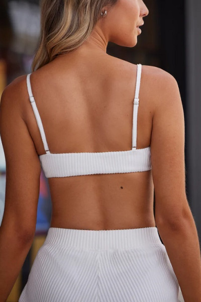 Deep V neck sports bra with adjustable straps soft ribbed yoga bralette