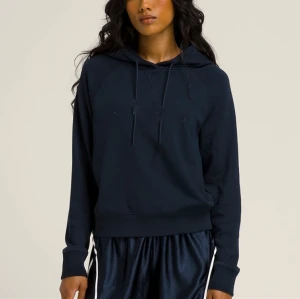 Custom midweight cotton hoodies for women athletic hooded sweatshirts
