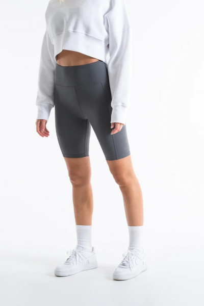 Custom long short cycling shorts for women moisture-wicking performance bike shorts