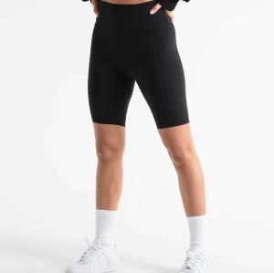 Custom long short cycling shorts for women moisture-wicking performance bike shorts