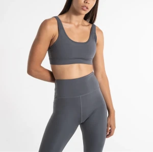 Custom medium support sports bra with adjustable straps lightweight solid yoga bra