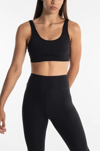 Custom medium support sports bra with adjustable straps lightweight solid yoga bra