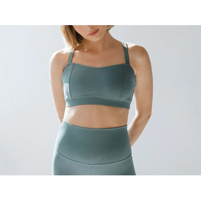 Custom supportive cross back sports bra high impact solid color yoga bralette