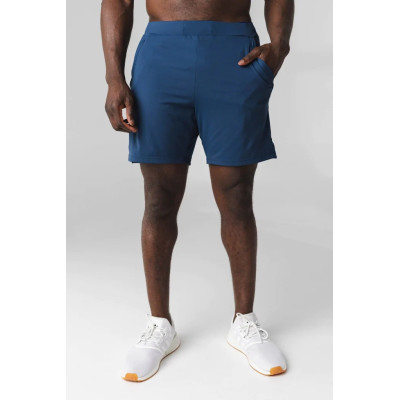 Custom sweat wicking men gym shorts relaxed fit pocket shorts with adjustable waist