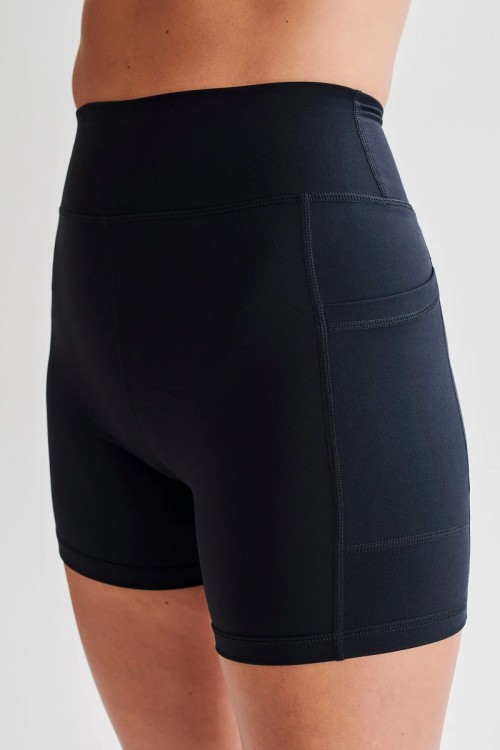 Super high waisted bike shorts with pockets compressive v back yoga shorts