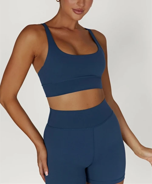 Scoop neck v back cami crop top supportive padded yoga bralette