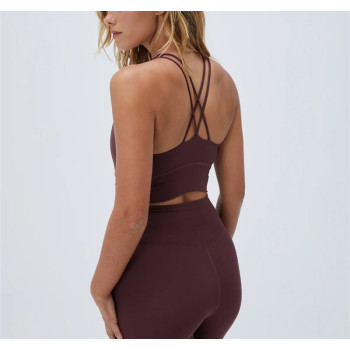 Scoop neck cross back sports bra with removable paddings padded medium support yoga bralette
