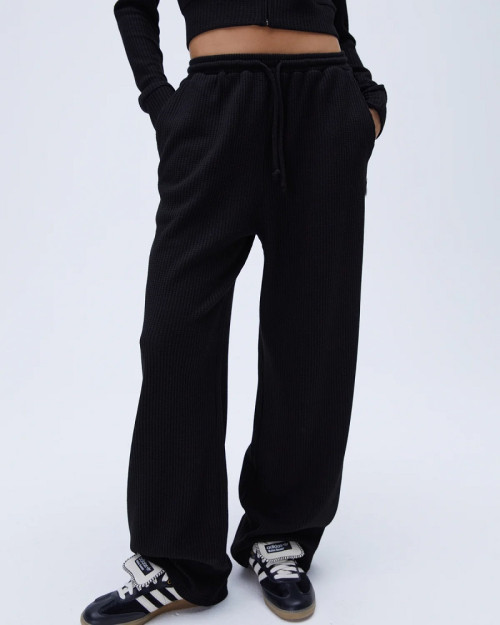 Women's loose fit waffle straight leg lounge pants with side pockets