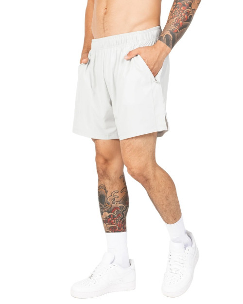 Elastic waist woven shorts with side pockets loose fit athetic men shorts