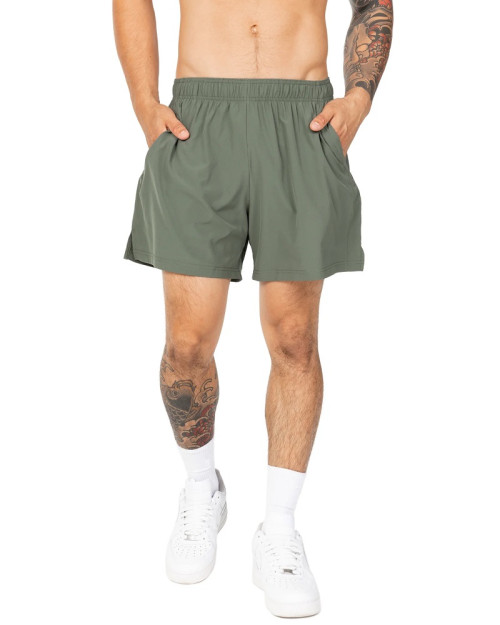 Elastic waist woven shorts with side pockets loose fit athetic men shorts