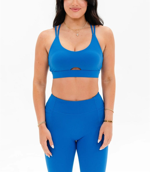 New arrival scoop neck strappy back sports bra padded classic supportive yoga bralette