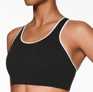 High impact piping sports bra with removable paddings