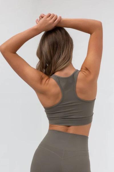 High quality classic style racerback sports bra medium support scoop neck yoga bralette