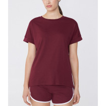 Lightweight cotton t shirts with curved hem hip length relaxed fit tees