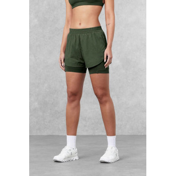 women's 2 in 1 running shorts with side pockets mid waist gym shorts for ladies