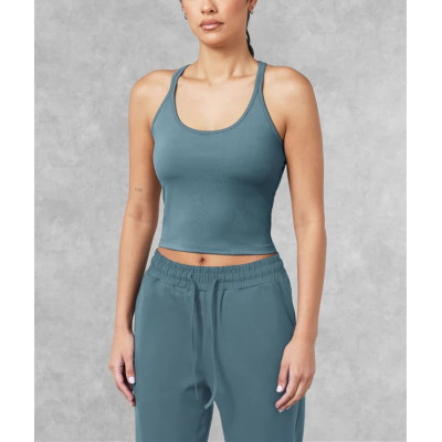 Scoop neck criss cross strapy sports tank with removable padding cropped tank top