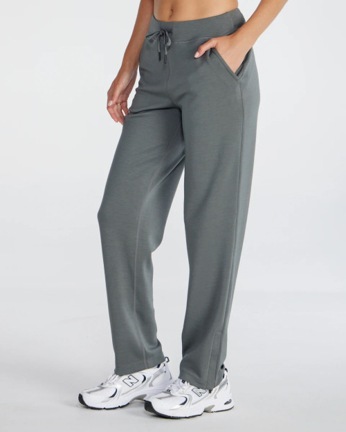 Adjustable waist wide leg jogger pants with side pockets