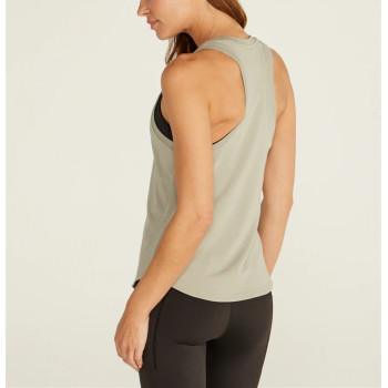 Quick dry scoop neck fitness vests with racerback design