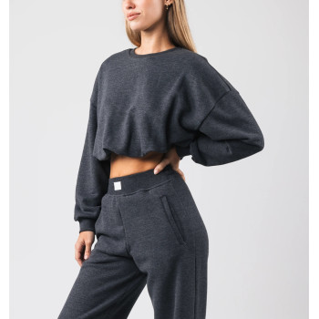 Women's long sleeve crew neck pullover sweatshirts