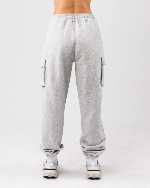 Women's mid rise cotton fleece cargo pants with side pockets