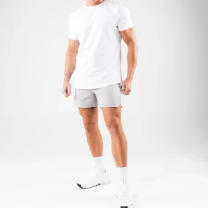 Men's elastic waist gym shorts with side split athletic running shorts with zipper pockets
