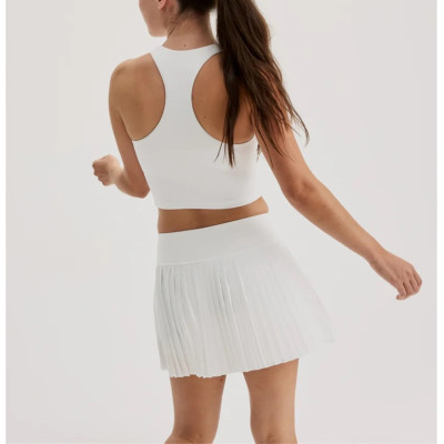 Women's classic racerback longline sports bra high neck lightweight sleeveless gym top