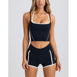 Women's scoop neck color block cropped tank with removable paddings