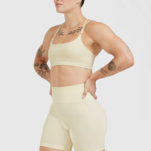 Women's classic strappy back sports bras scoop neck supportive gym top