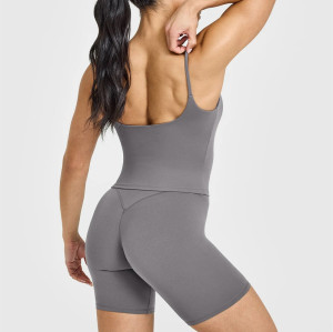 Women's basic style scoop neck padded tank top buttery soft U back sports singlets