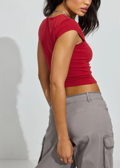 Women's square neck short sleeve crop tee versatile lightweight active t shirts