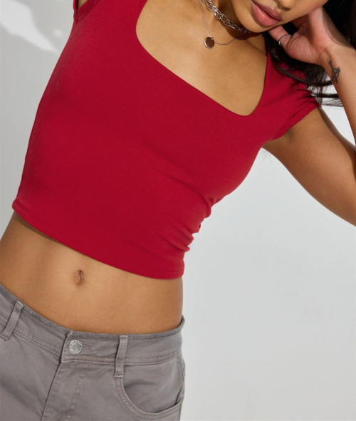 Women's square neck short sleeve crop tee versatile lightweight active t shirts