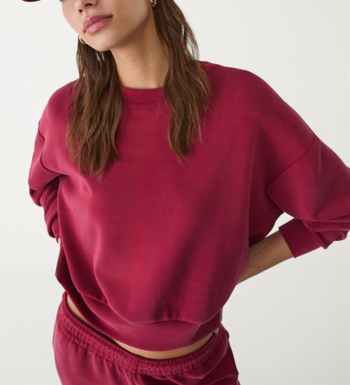 Women's ultra soft crew neck drop shoulder pullovers versatile cropped sweatshirts