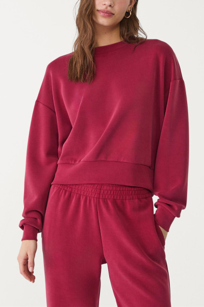 Women's ultra soft crew neck drop shoulder pullovers versatile cropped sweatshirts