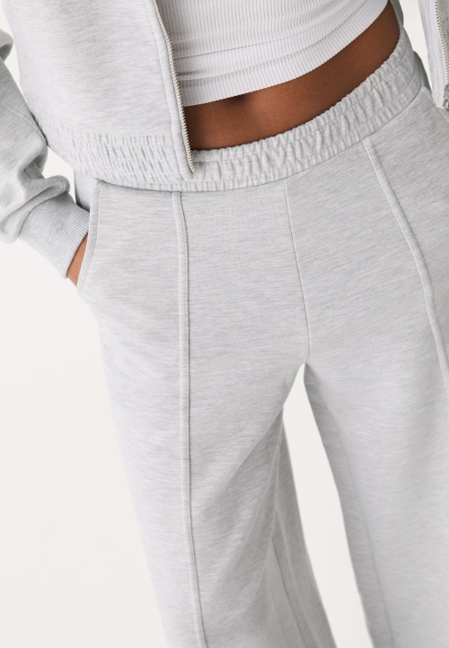 Women's mid rise elastic waist wide leg pants with side pockets