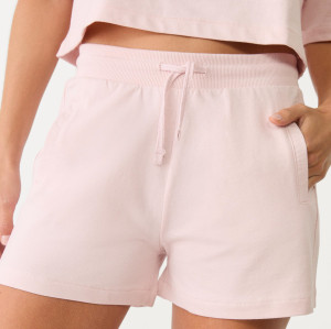 Women's mid rise elastic waist cotton shorts with side pockets