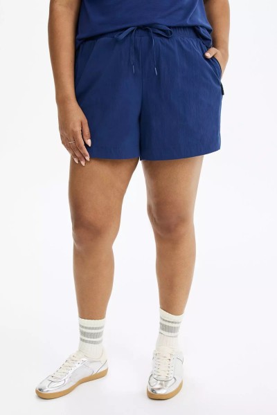 Elastic waist active shorts with side zipper pockets lightweight relaxed fit running shorts