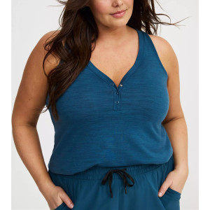 Plus size V neck slim fit sleeveless t shirts lightweight hip length tank